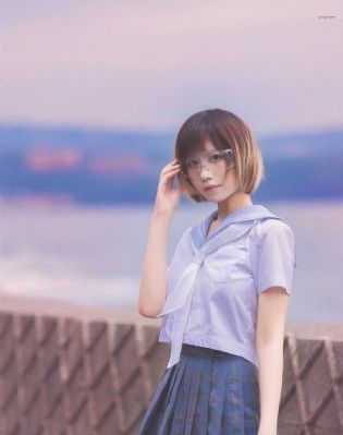 被扒开腿用震蛋折磨视频