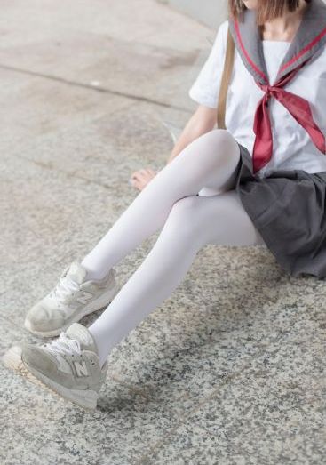 国产百合拉拉AV在线